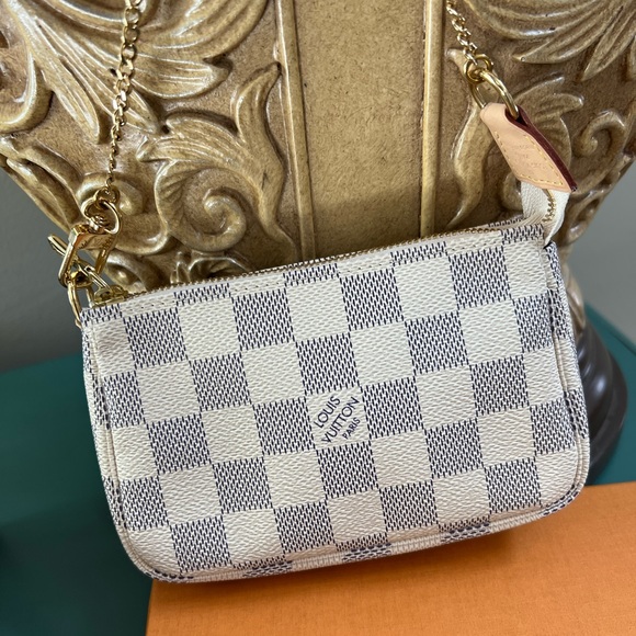 Authentic Louis Vuitton Azur Vanilla Mini Pochette Receipt Dustbag & Box. Exc’t - Picture 3 of 6